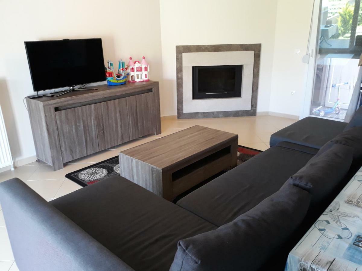 הוילה ניקיטי Nadiya House מראה חיצוני תמונה